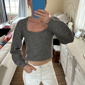 H&M grey sweater, size xs